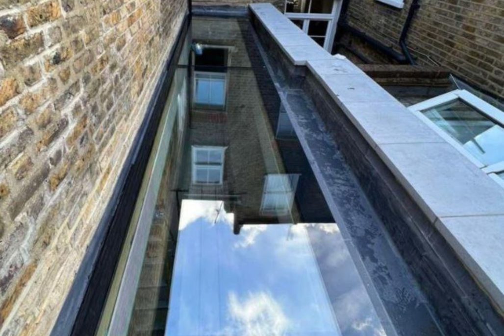 Fixed, Frameless, Modular Rooflight Three Panes 1500 mm x 4000 mm - Image 1